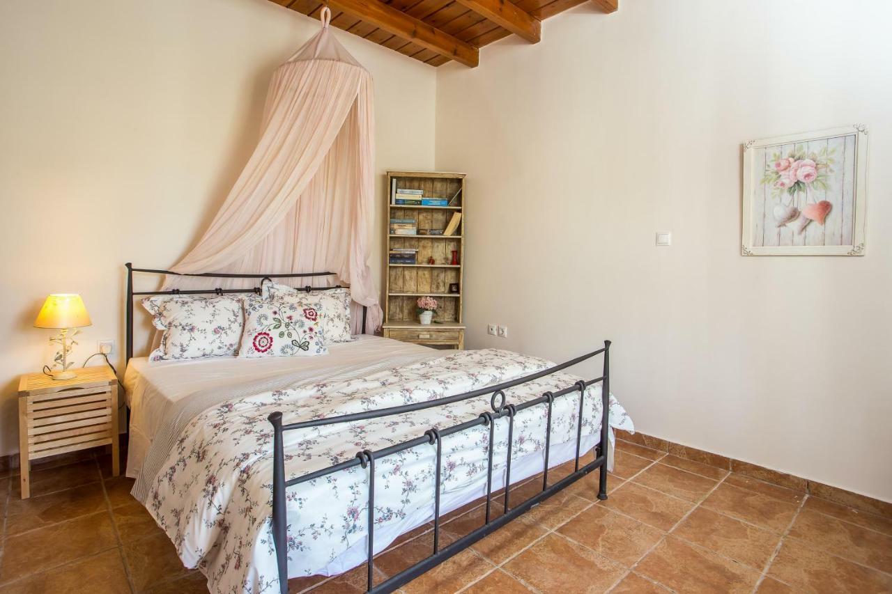 Sunny Countryside Villa - With Private Pool Faliraki Luaran gambar