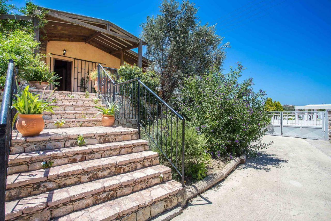 Sunny Countryside Villa - With Private Pool Faliraki Luaran gambar